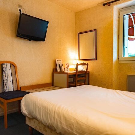 Logis Heraclee Saint-Gilles  Ngoại thất bức ảnh