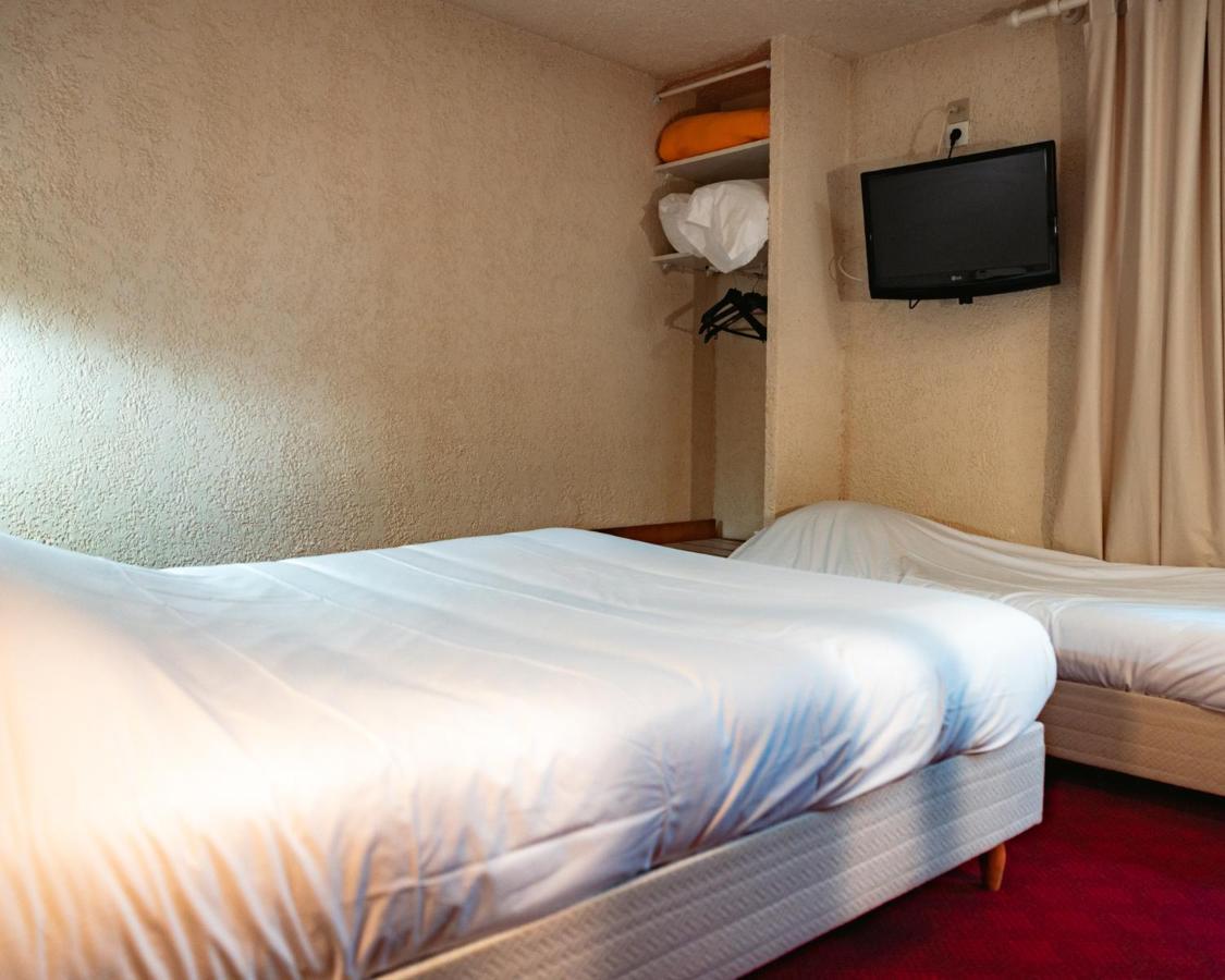 Logis Heraclee Saint-Gilles  Ngoại thất bức ảnh